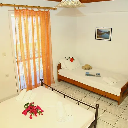 Homer 3* Nydri (Lefkada)