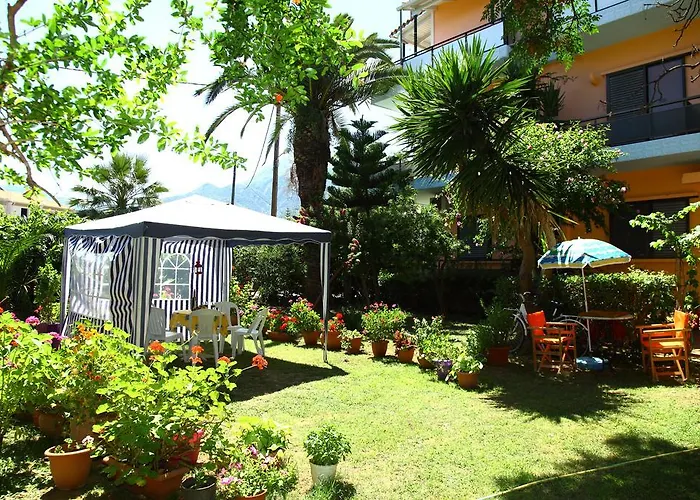 Homer's Gæstehus 4*