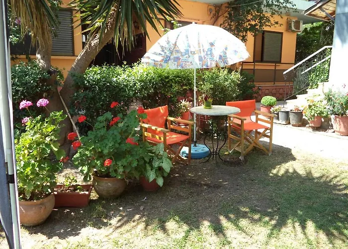 Homer's Gæstehus Nydri (Lefkada)
