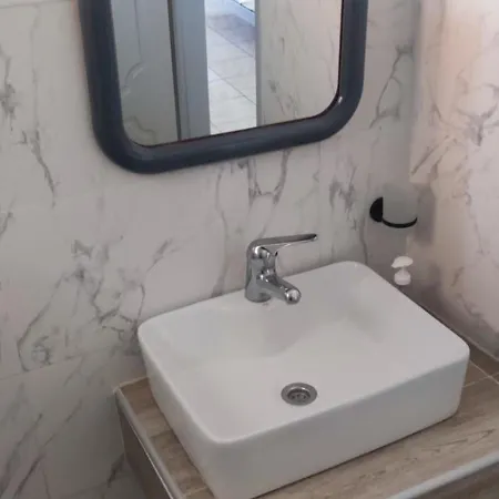 بيت ضيافة Homer نيدري