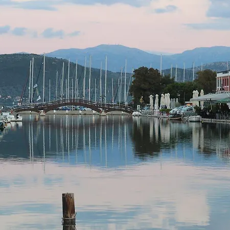 Homer's Studio * Nydri (Lefkada)