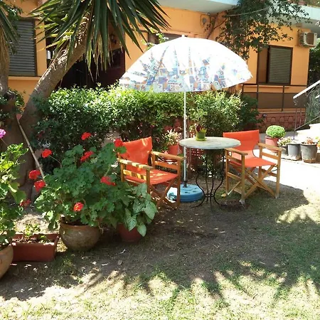 Homer's Guest house Nydri (Lefkada)